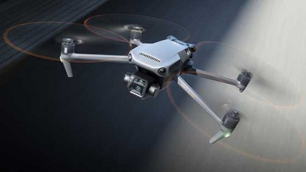 Drone-Mavic-3-en-vol-Classe-C1