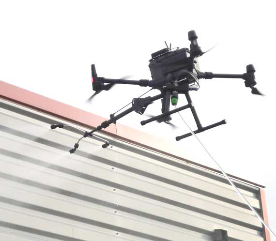 Nettoyage de surfaces par drone - ABOT