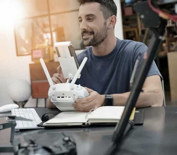 Comment devenir télépilote de drone ? Formation ABOT