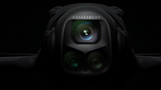 Caméra principale Hasselblad CMOS 4/3 DJI Mavic 4 Pro