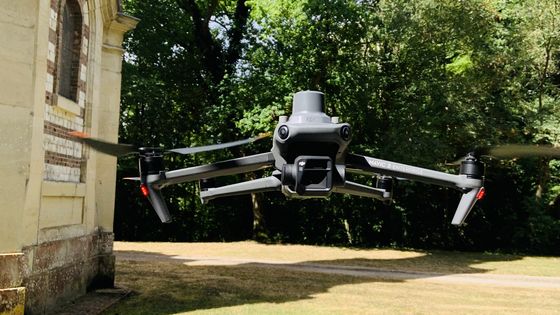 DJI M3E en vol avec le module RTK